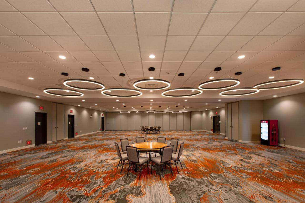 Holiday Inn - Kansas City - Northeast By Ihg Εξωτερικό φωτογραφία