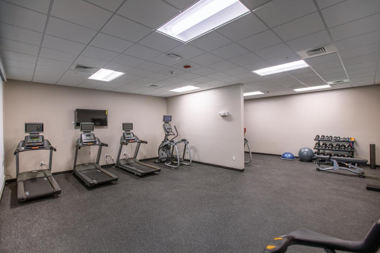 Holiday Inn - Kansas City - Northeast By Ihg Εξωτερικό φωτογραφία