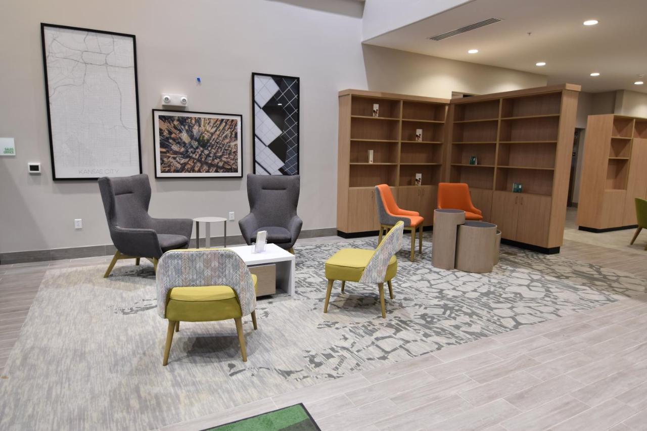 Holiday Inn - Kansas City - Northeast By Ihg Εξωτερικό φωτογραφία