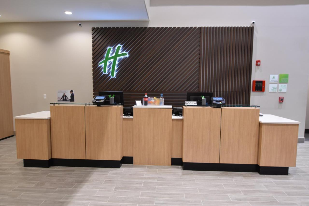 Holiday Inn - Kansas City - Northeast By Ihg Εξωτερικό φωτογραφία